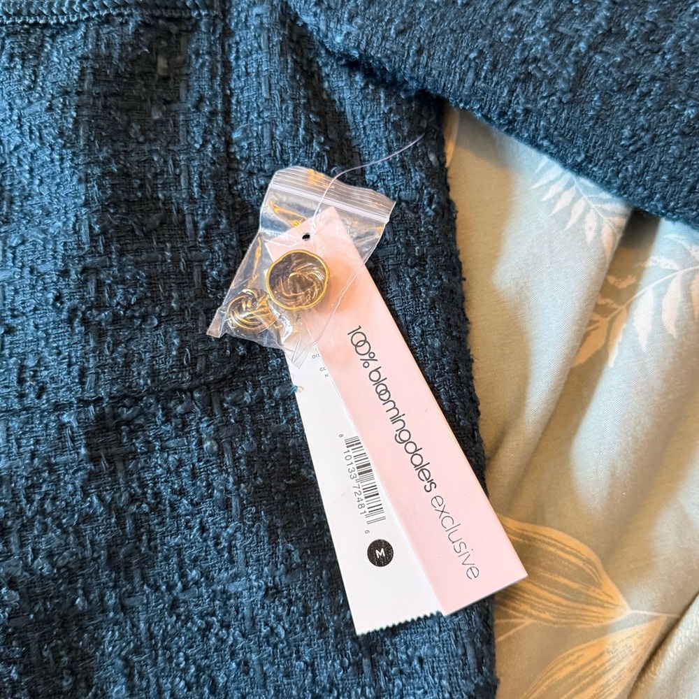 Aqua Women's Reilly Tweed Cropped Jacket Size M 100% exclusive L31901 NWT - Picture 12 of 12